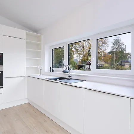 Cozy In Lembruch-duemmer With Kitchen *