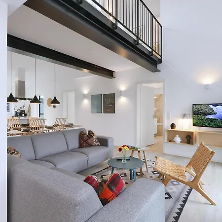 Cozy In Lembruch-duemmer With Kitchen